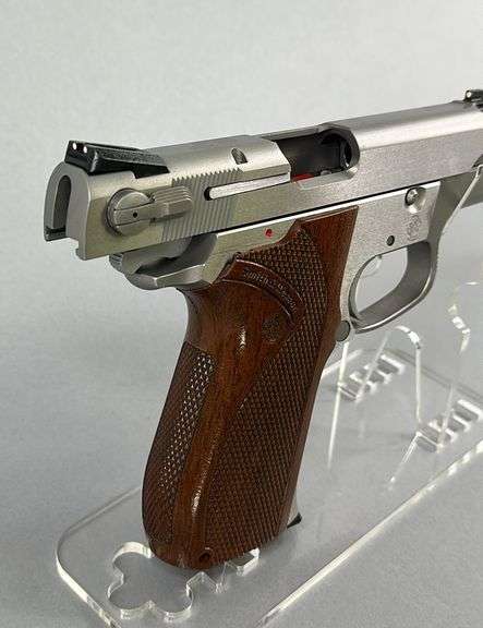Smith & Wesson  9mm  5906  TZT5369 Smith & Wesson  9mm  5906  TZT5369
