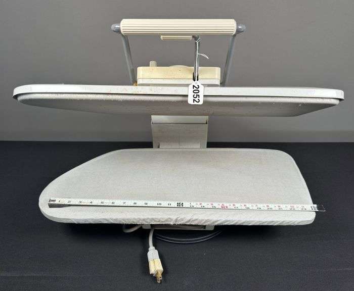 Singer Magic Steam Press 7 & General Mills      Tru-Heat Iron