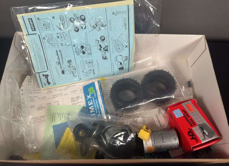 Ford C-600 Model Kit & Outlaw Rampage Truck Kit