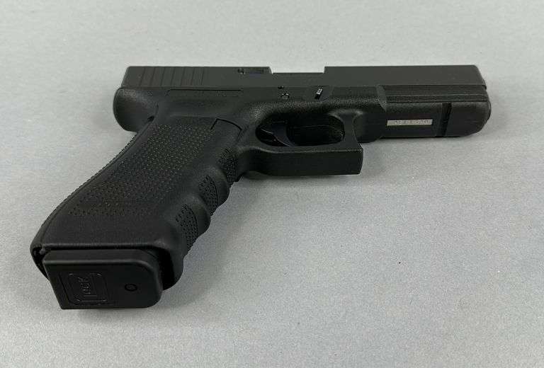 Glock 22  .40 Cal  Gen 4   AELT329 Glock 22  .40 Cal  Gen 4   AELT329
