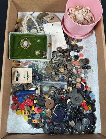 Assortment of Buttons & Misc