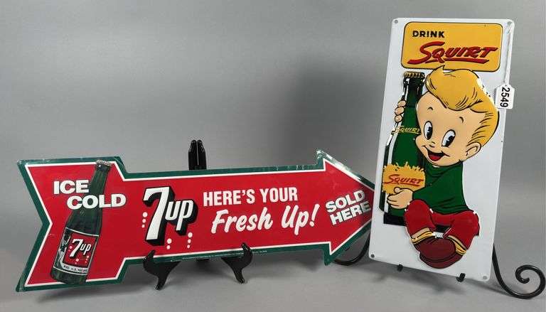 Squirt vs. 7UP Signs image