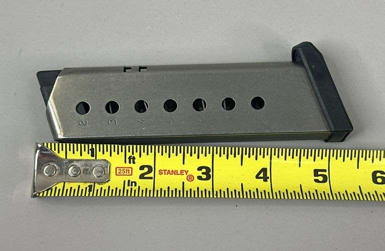 Sig Sauer P-220 .45 Ammo Clip