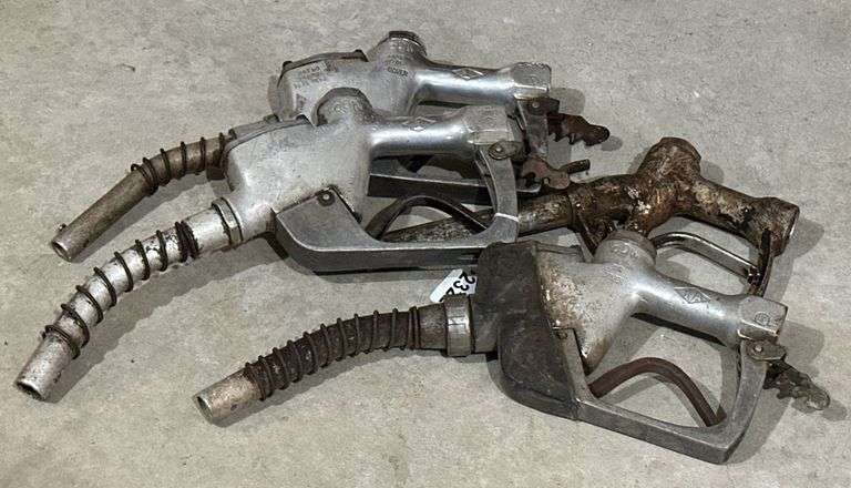 Gas Pump Nozzles image