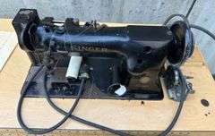 Singer 111w152 Industrial Sewing Machine & Table