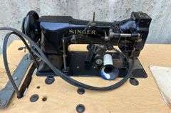 Singer 111w152 Industrial Sewing Machine & Table