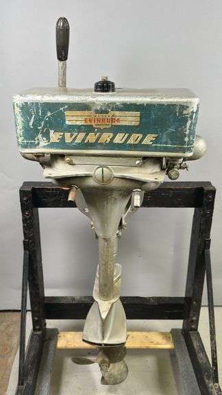 Evinrude Speeditwin Boat Motor image