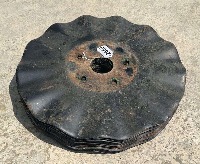 (12) Wavy Coulter Blades image