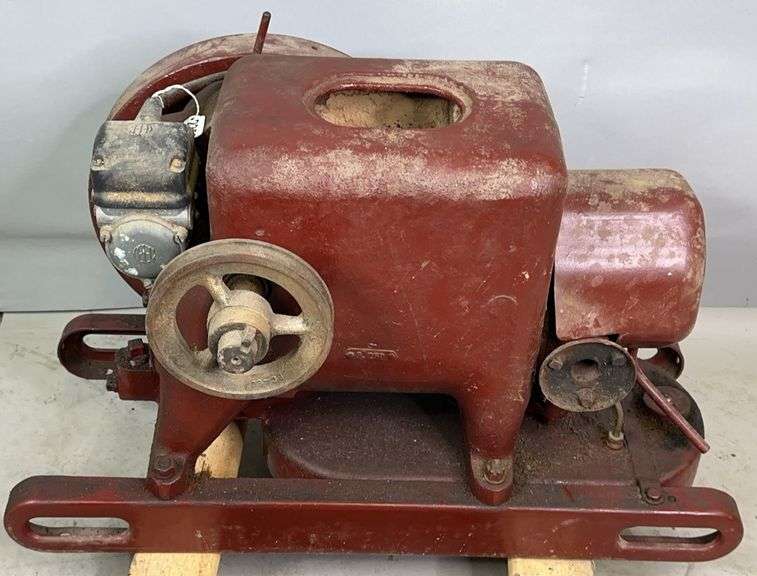 International Harvester Company Type LB Engine image