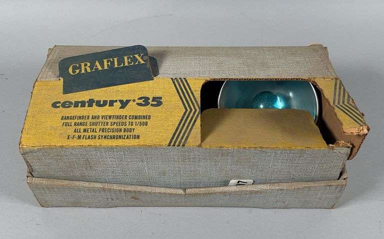 Graflex Century 35 Camera image