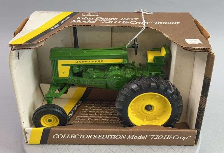 John Deere 1957 Model “720 High Crop” Tractor 1:16 Scale image