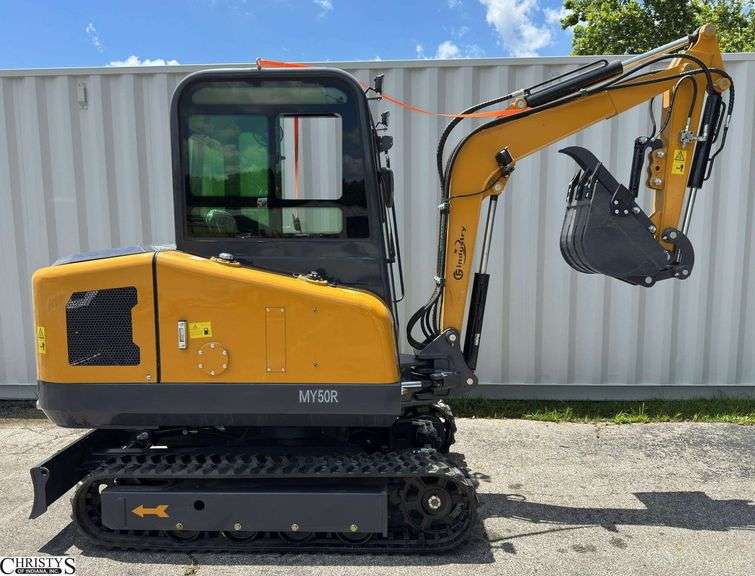 Mini Excavator MY50R image