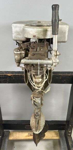 Johnson Motor Company Model KA10 Boat Motor image