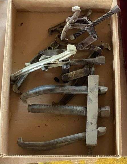 Gear Pullers image