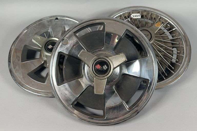 Vintage Hubcaps image