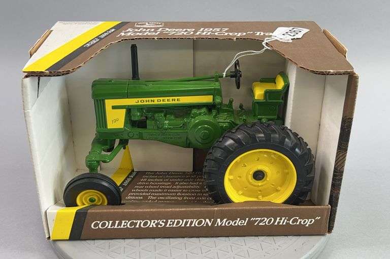 John Deere 1957 Model “720 Hi-Crop” Tractor 1:16 Scale image
