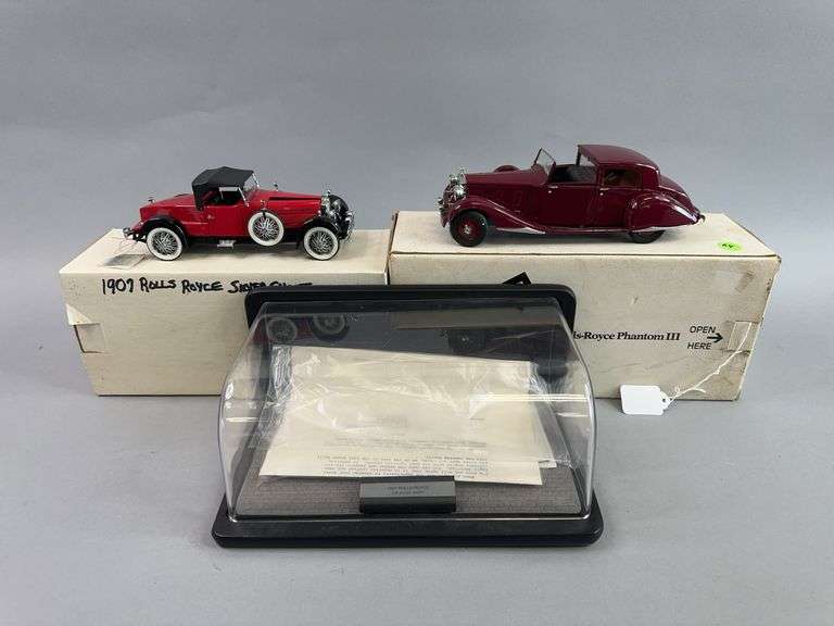 Pair of Rolls-Royce Die Cast Model Cars & Display Case image