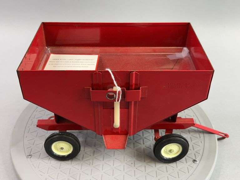 ERTL Pressed Steel Gravity Wagon image