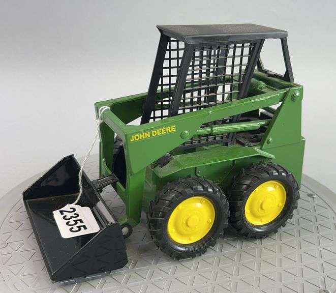 ERTL John Deere Skid Loader image
