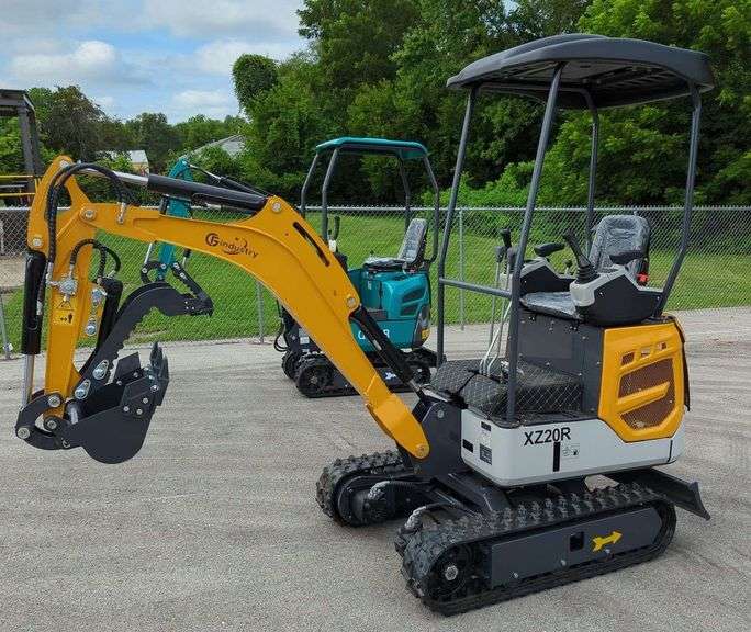 Mini Excavator XZ20R image