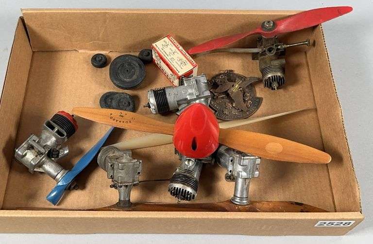 “F16” Fighting Falcon Pin & Assorted Model Plane Engines & Mode Plane Parts image