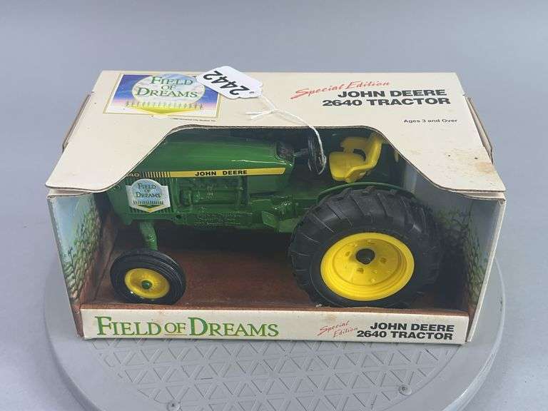 Field of Dreams John Deere 2640 Tractor Special Edition image