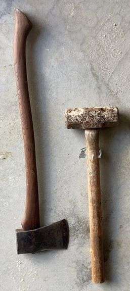 Limbing Axe and Sledgehammer image
