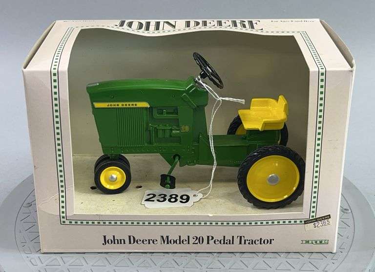 John Deere Model 20 Pedal Tractor image