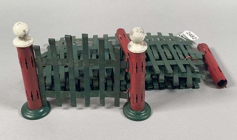 Mini Metal Fence? image