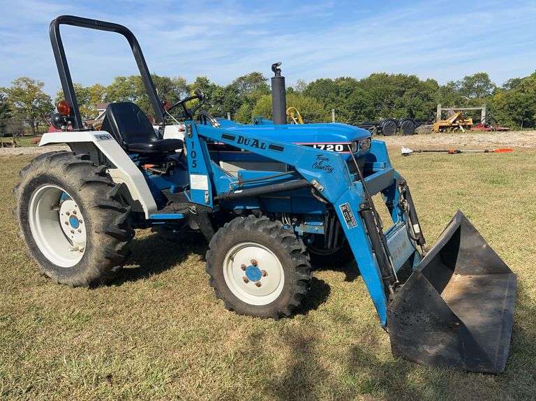 1990 Ford 1720 Utility Tractor with Du-Al Loader image