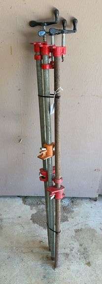 3 Pipe Clamps 3’ image