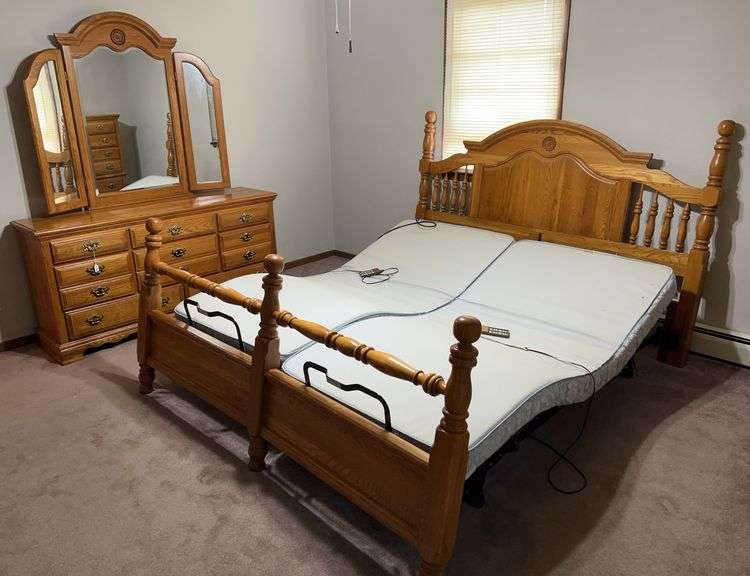 (4) Honey Oak Craftmatic Kingsized Bedroom Set image