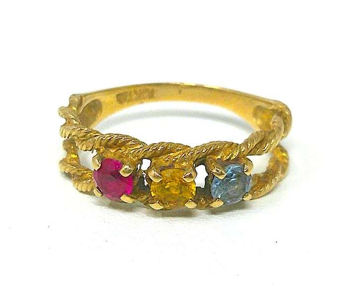 10k Gold Ring Size 7.5 image