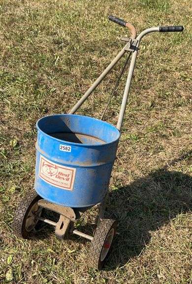 Red Devil Push Seed Planter image