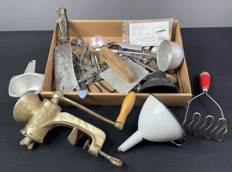 Kitchen Utensils image