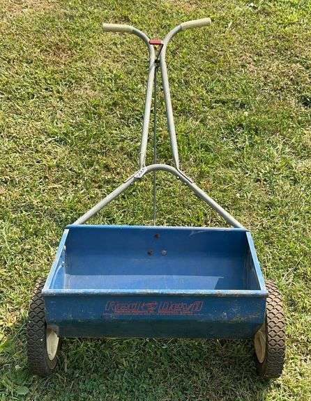 Red Devil Fertilizer Spreader image
