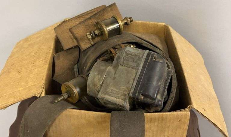 Fairbanks Mag, No.1 1/2 Tacoma Oiler, & Belts image