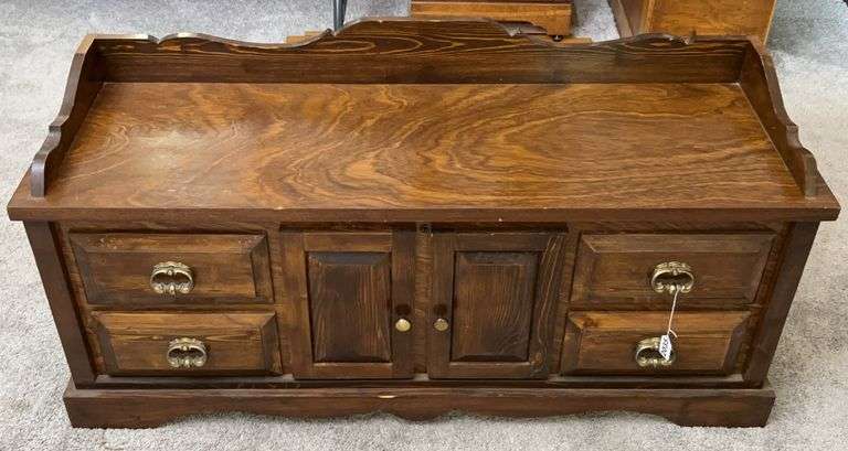 Cedar Lined Blanket Chest image