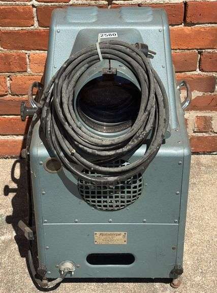 Opa-Scope Projection Optics Co. Projector image