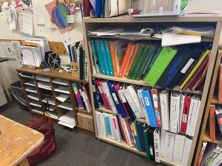 Bookshelf and Organizer image