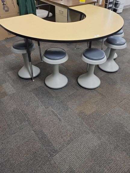 Tan horseshoe school table w/5 gray rocking stools image