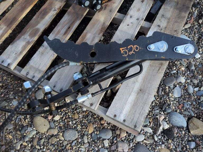 Mini excavator hydraulic thumb clamp with Hoses image