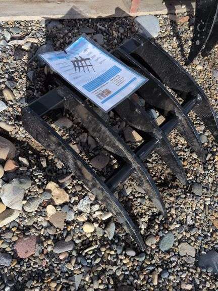 Mini excavator, rake image
