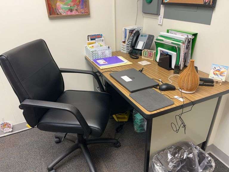 Small desk and chair image