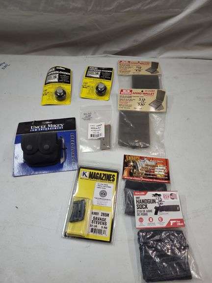 22LR MAGAZINES, speed loaders & case, ammo wallet. Handgun pistol socks image