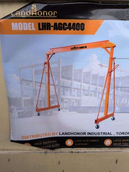 4400lbs Adjustable Height All-Steel Gantry Crane image