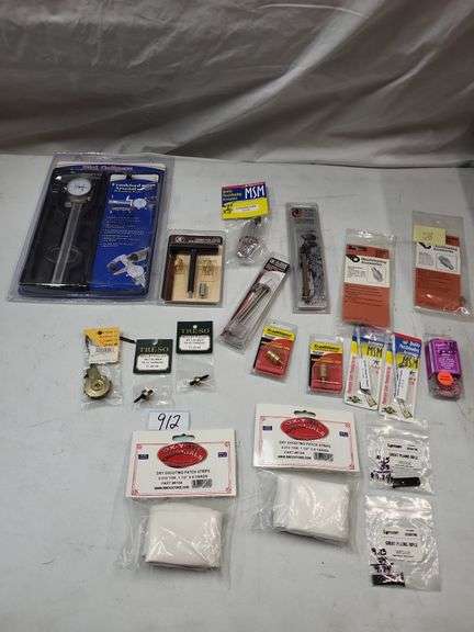 Dial calipers, reloading accessories, see photos image