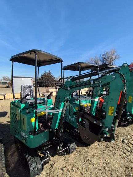 CFG Mini Excavator Model H15R image