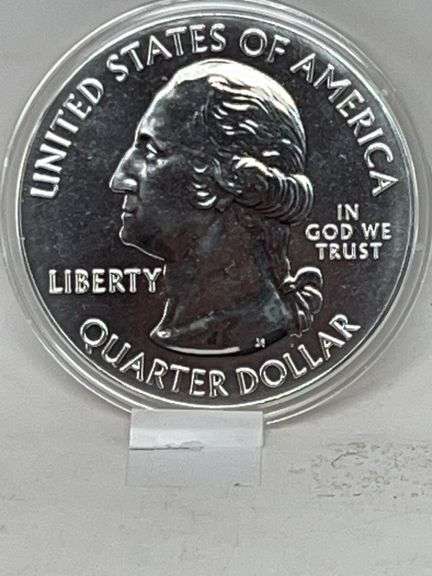 2012 5oz Hawaii Volcanoes Silver Round image