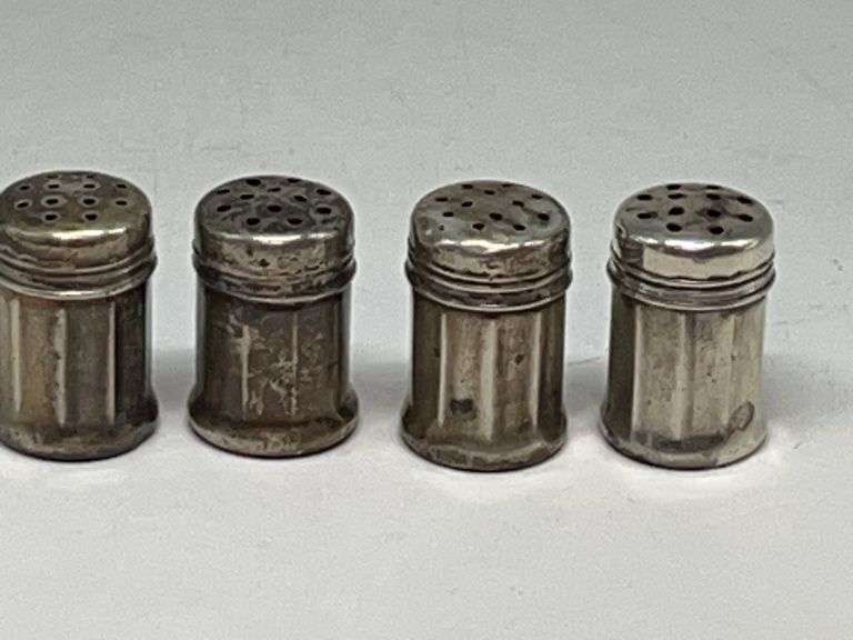 4 Salt & Pepper Shakers Sterling 12.8 Grams image